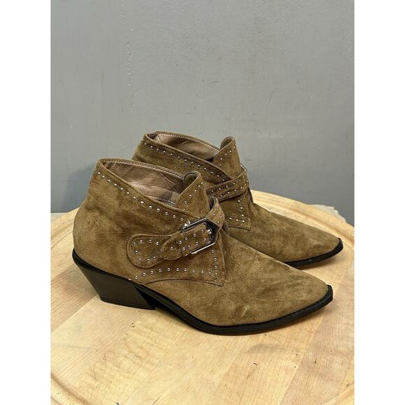 Seven7 Brown Dallas Faux Suede Boot Sz 9 Studded Ankle Bootie Pointed Toe Buckle - Picture 1 of 9